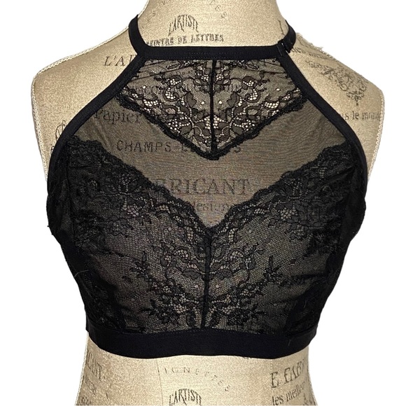 torrid Other - Torrid High Neck Black Lace Convertible Strap Bralette Women’s Size 0 Large 12